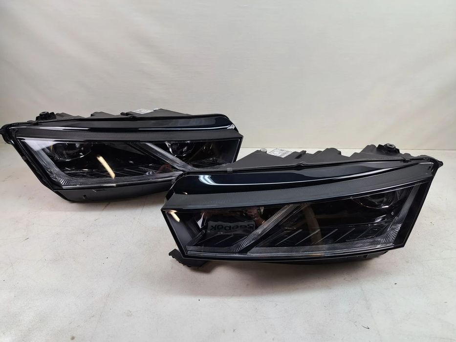 SKODA OCTAVIA IV 4 FULL LED LAMPA PRZÓD LEWA + PRAWA 5E4941015A 5E4941016A