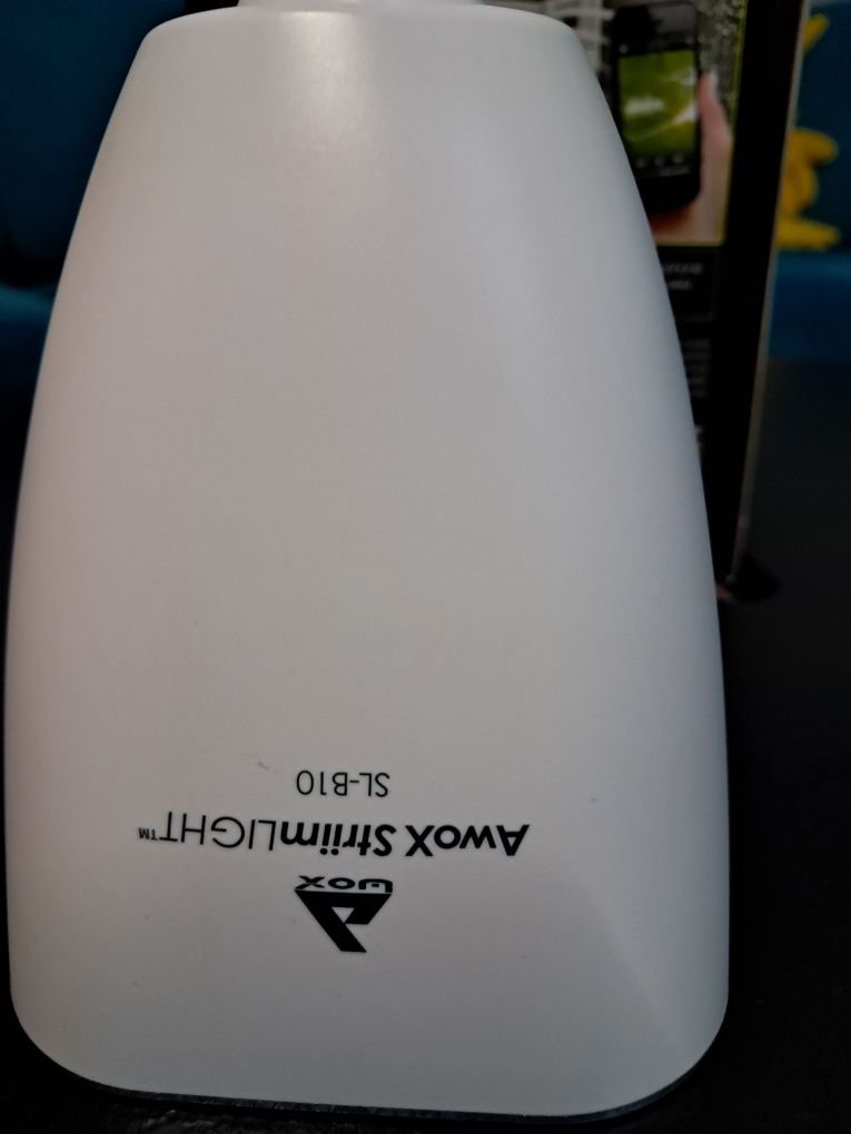 Awox żarówka z glosnikiem Bluetooth