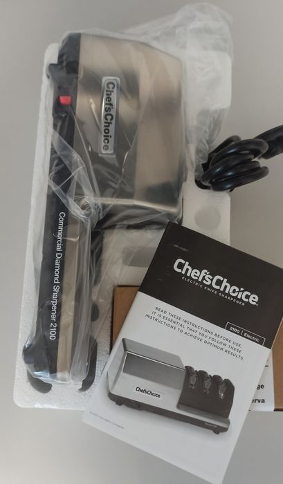 Комерційна точилка для ножів Chef's choice 2100 USA