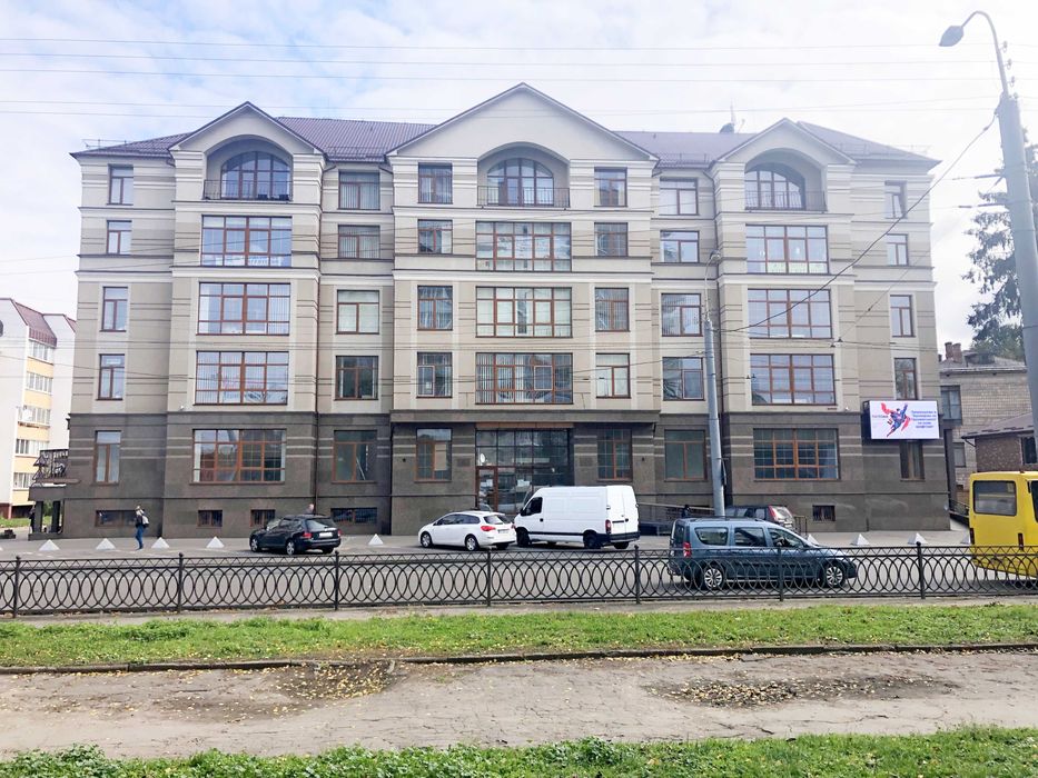 Оренда приміщення вул. Грушевського район 12 школи.