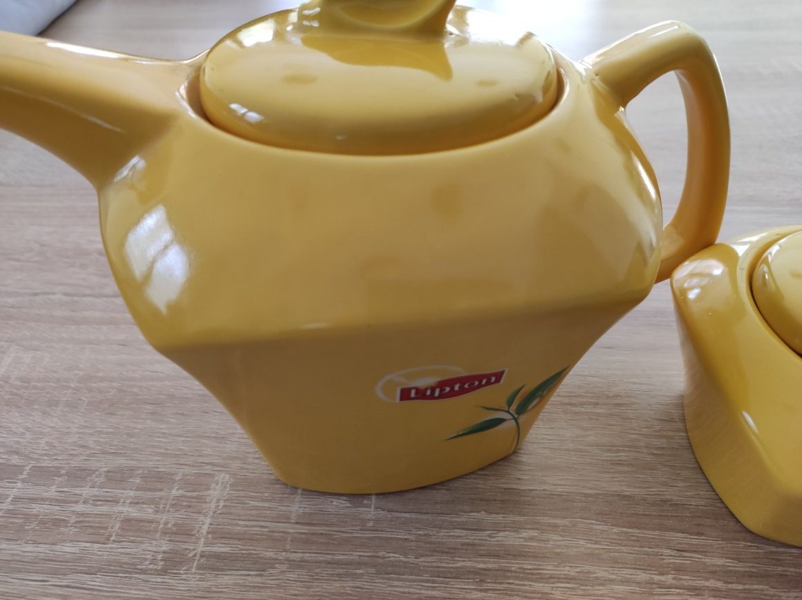 Zestaw porcelany Lipton 6 el cukiernica, imbryk,filiżanki, kubek, szkl