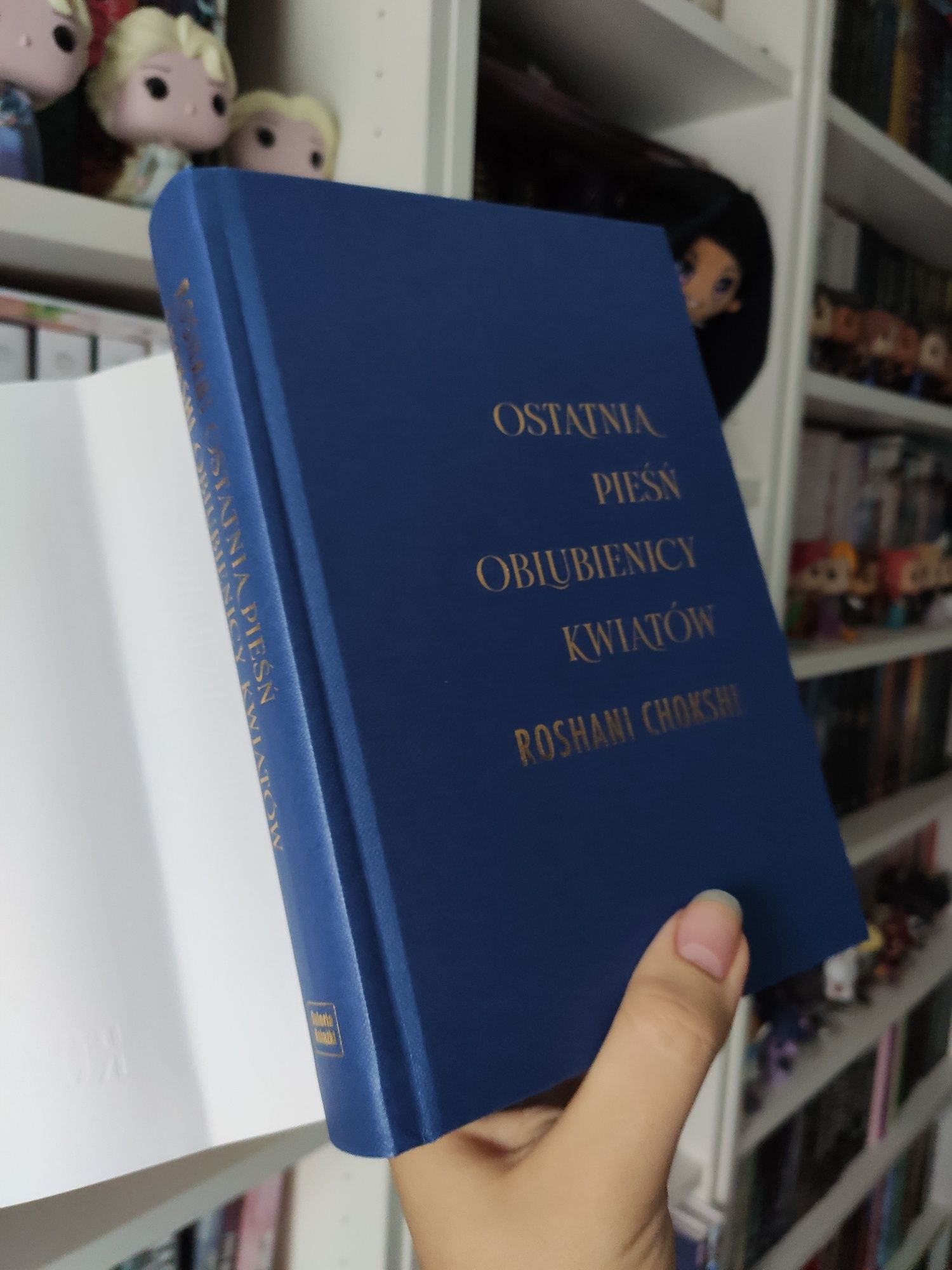 Ostatnia oblubienica kwiatów roshani chokshi galeria książki twarda