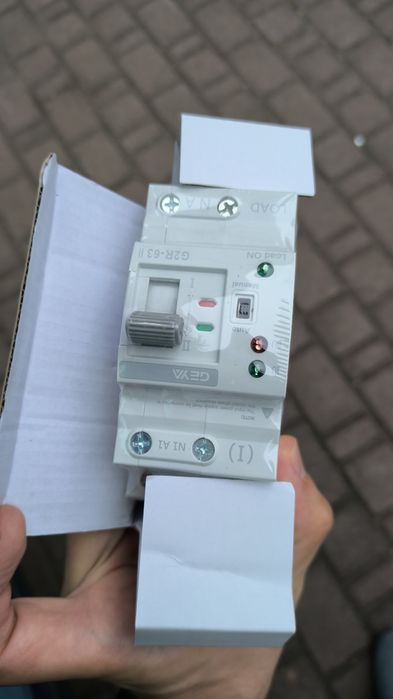 Автомат введення резерву, АВР, 2P, 4P