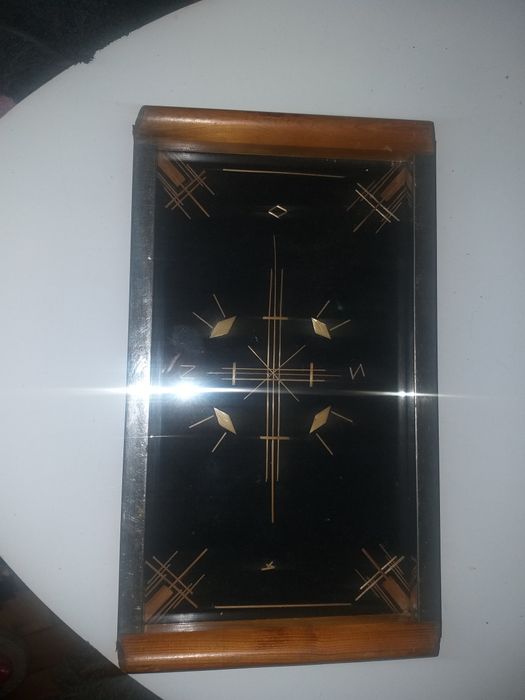 Stara,dizajnerska taca z okresu PRL