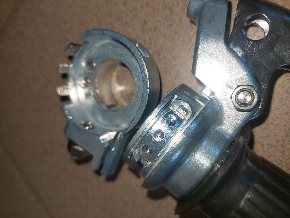 Rączka manetka zmiany biegów romet komar motorynka