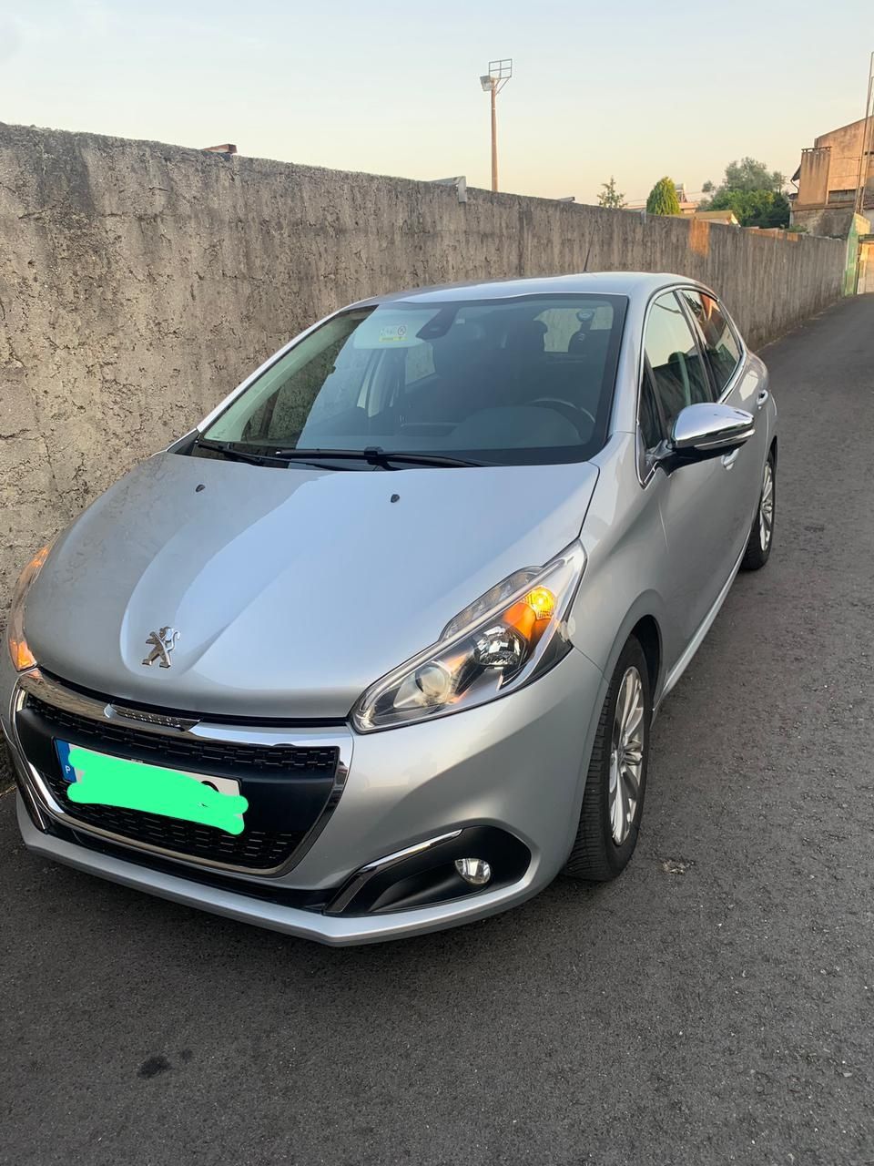 Peugeout 208 1.2 Puretech 82cv
