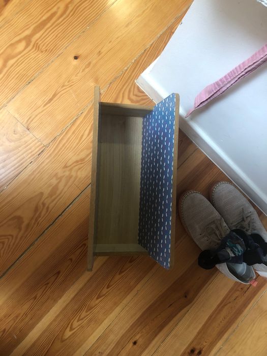 Maison du Monde Magazine holder