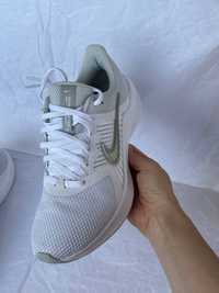 Nike Downshifter 1