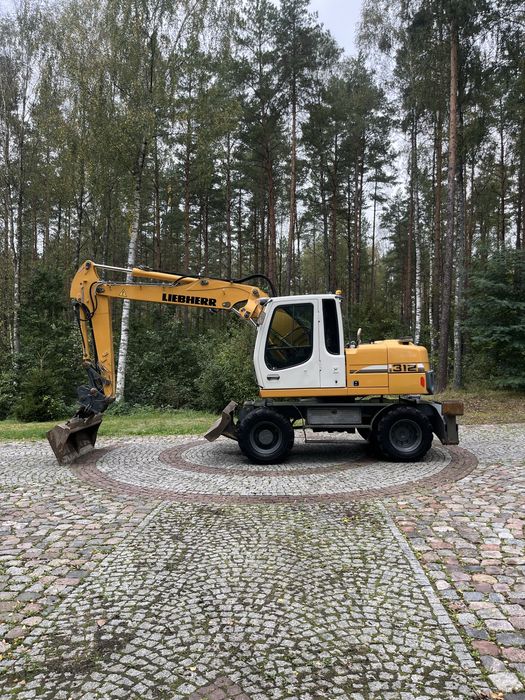 LIEBHERR A312 lift podpory koparka kołowa 314