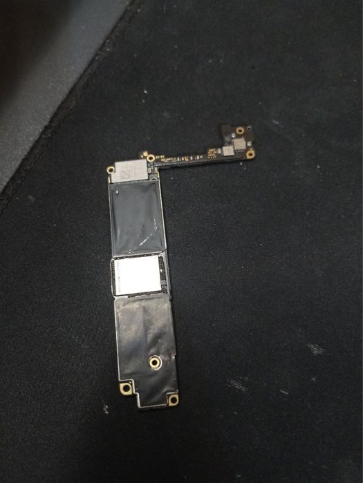 Мат. Плата до айфона 8