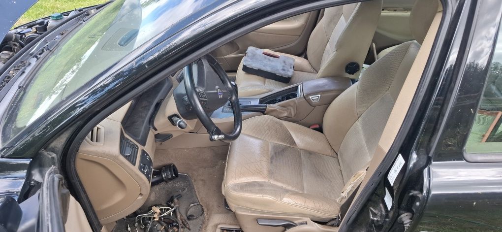 Volvo V70 2,4 D5