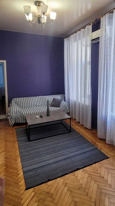 Сдам до травня. Від ріелтора. 2 кімнатна, Осипова/Троїцька.