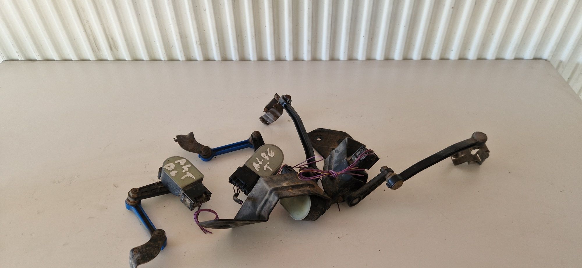 Czujnik xenon Audi S4 A4 B6 B7 Czujnik Lamp Świateł Poziomowania Przód