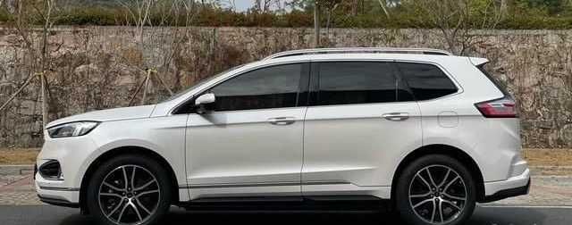 Ford Edge 2.0 , 2021, 38 000
