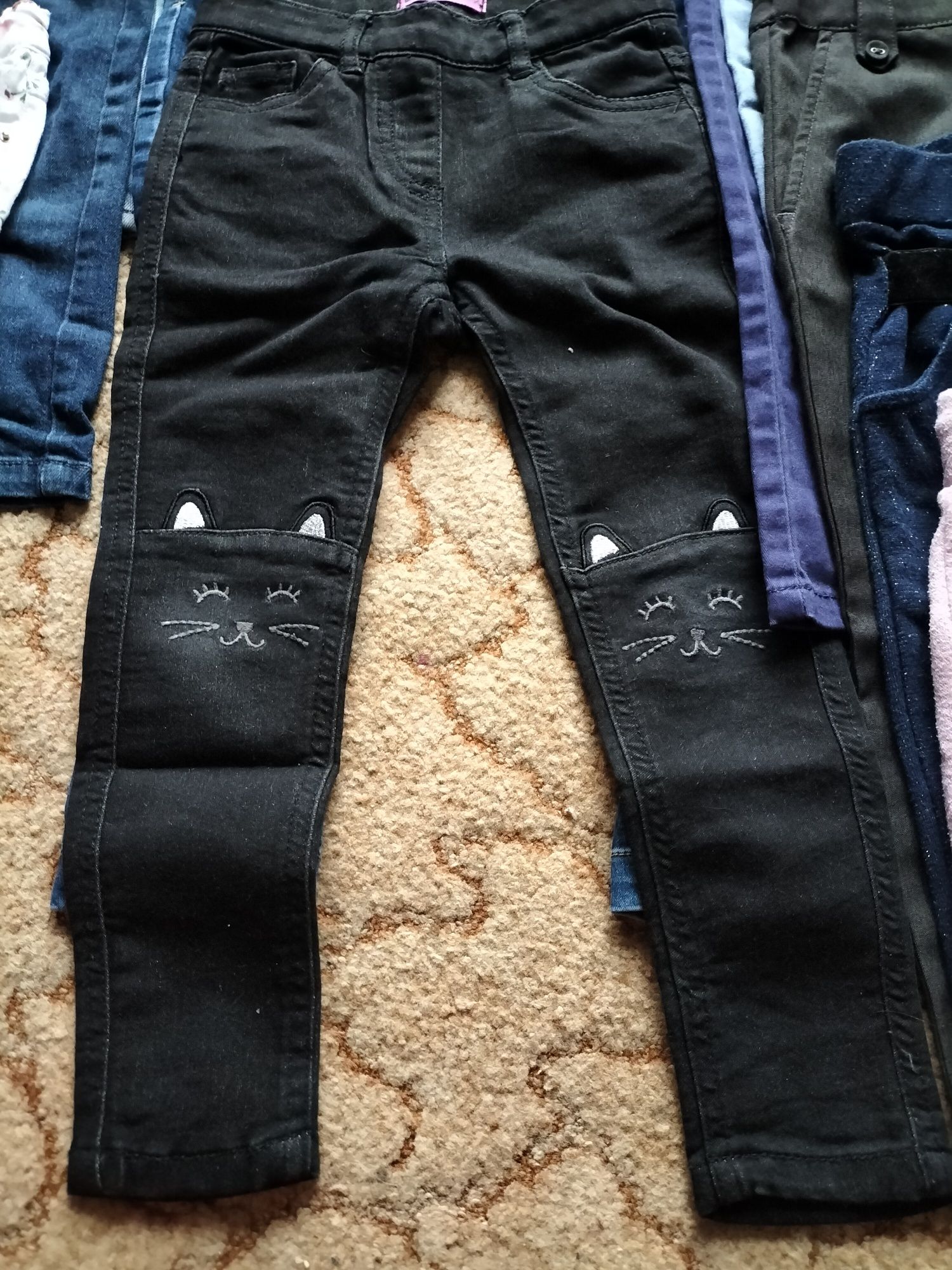 Spodnie dla dziewczynki 15 sztuk rozmiar 98/104/110/116