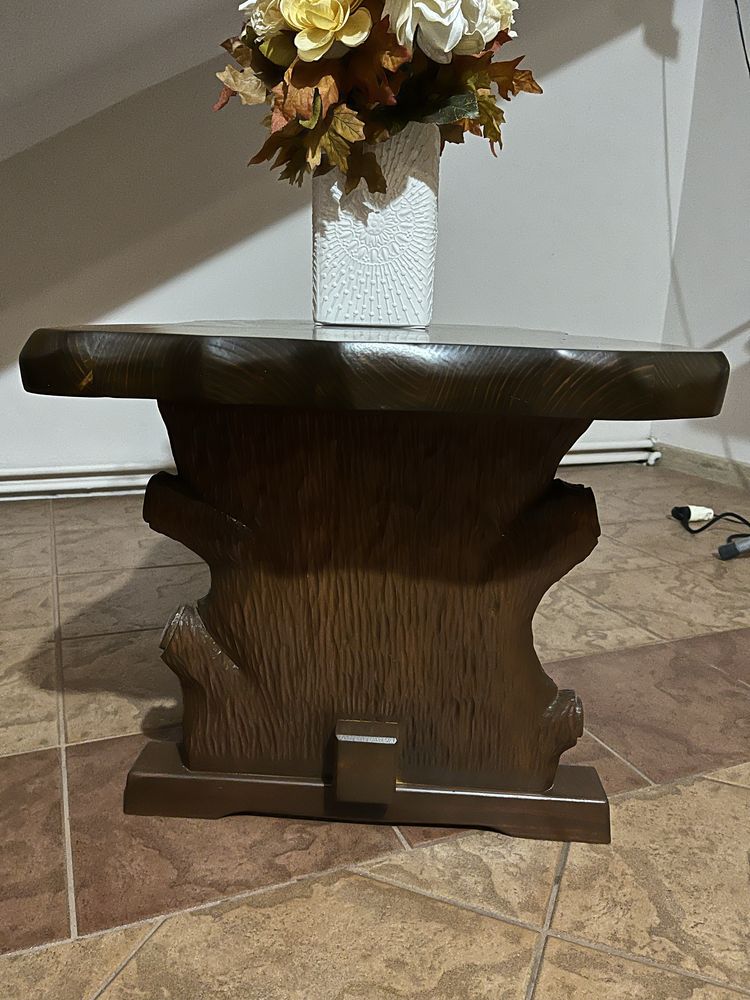 Stolik drewniany jaworowy kawowy stół do salonu lite drewno rzeźbiony