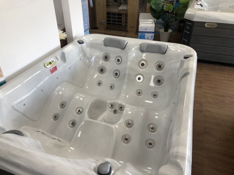 Jacuzzi we330, baixa de preços, contacte-nos, entrega imediata!!!