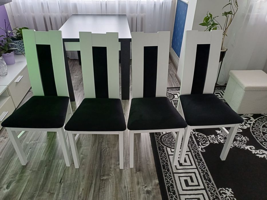 Zestaw - stół + 6 krzeseł