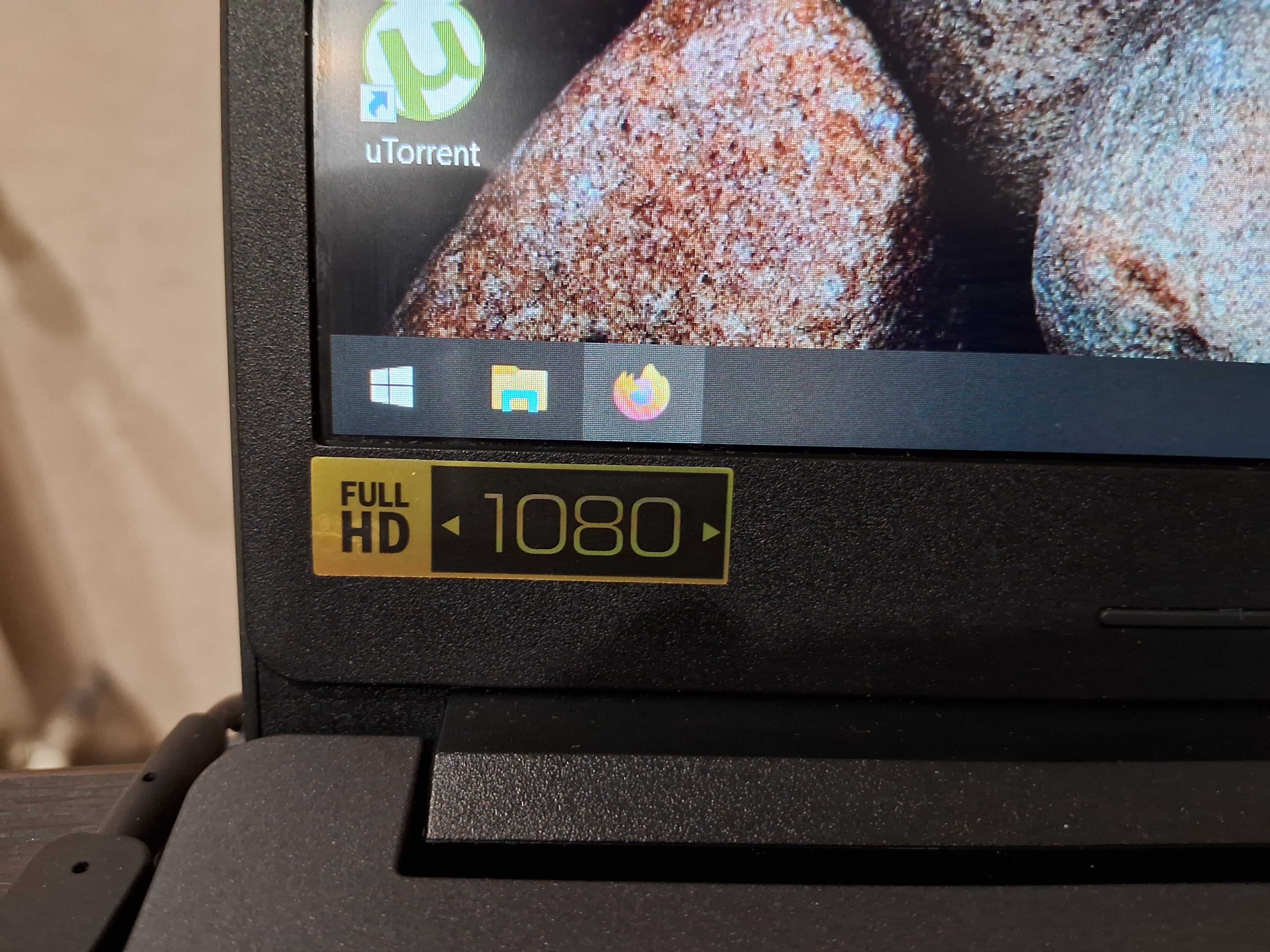 Идеальный Acer aspire 3 Corei5 Nvidia MX330 SSD 256 + мышка в подарок