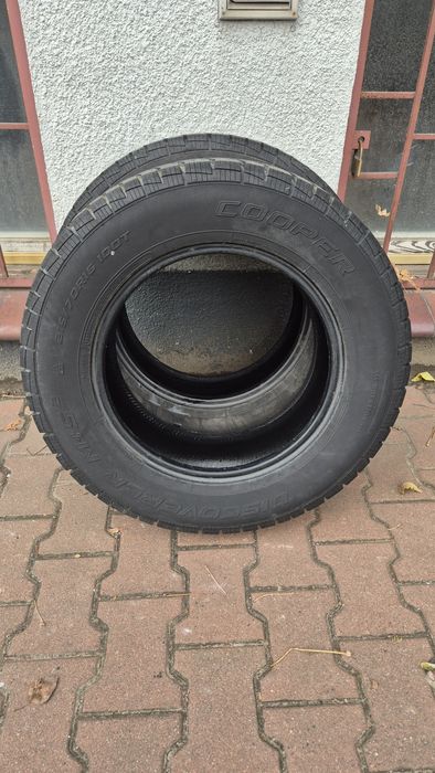 Opony zimowe Cooper Discoverer 215 70 R16
