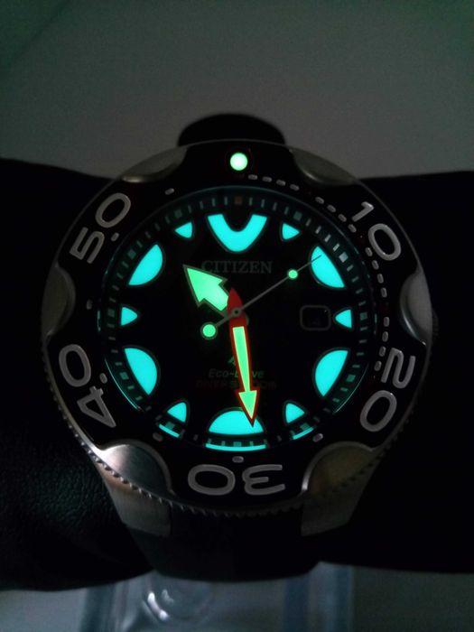 Японские дайверы 200м Citizen Eco-Drive BN0230-04E часы спецсерия Orca