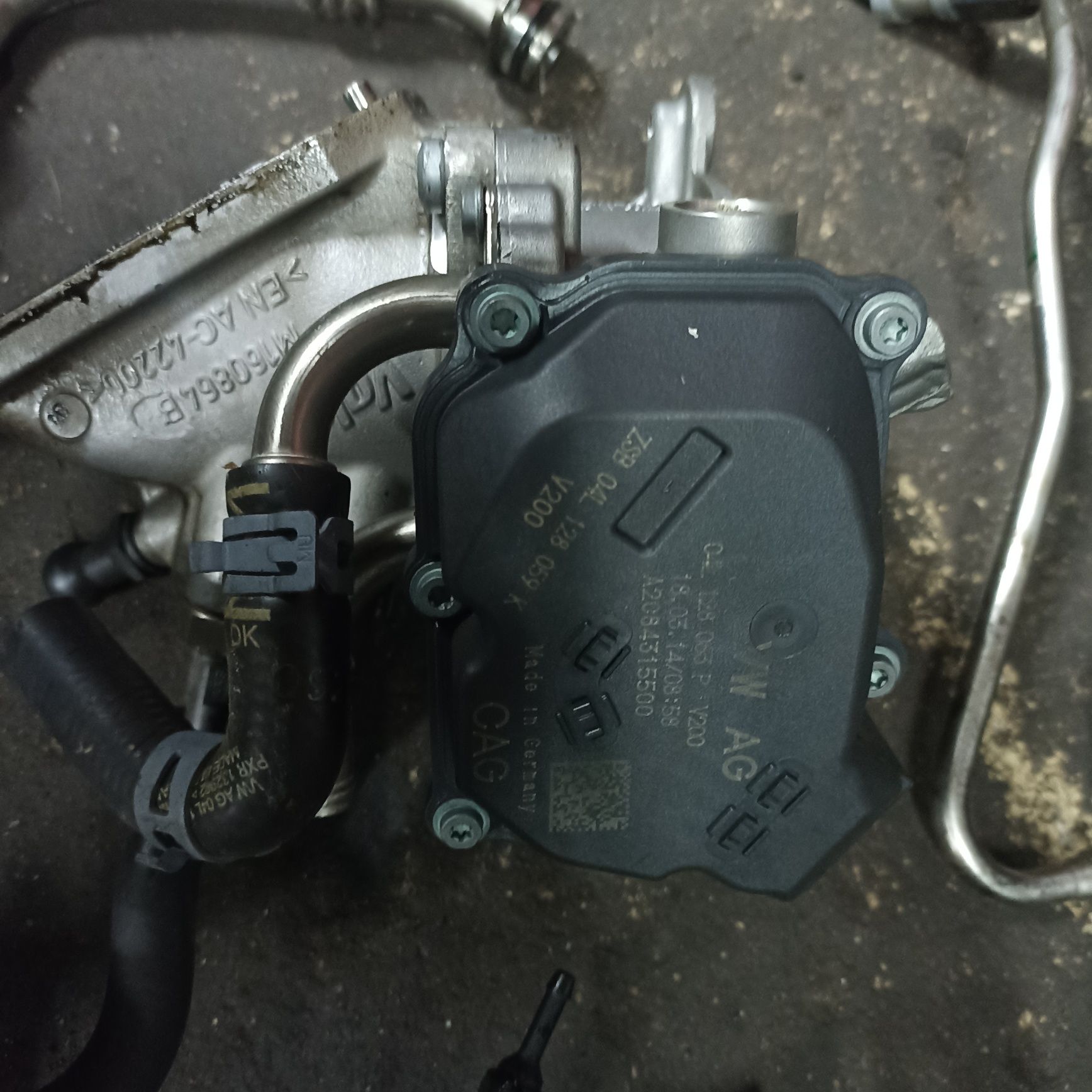 Pompa ciśnienia paliwa Audi VW Skoda 1.6TDI