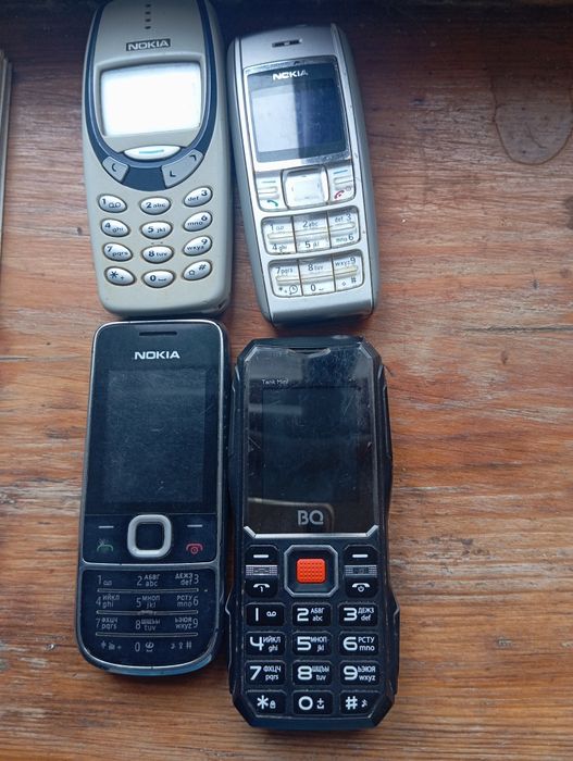 Продам телефоны, все в рабочем состоянии