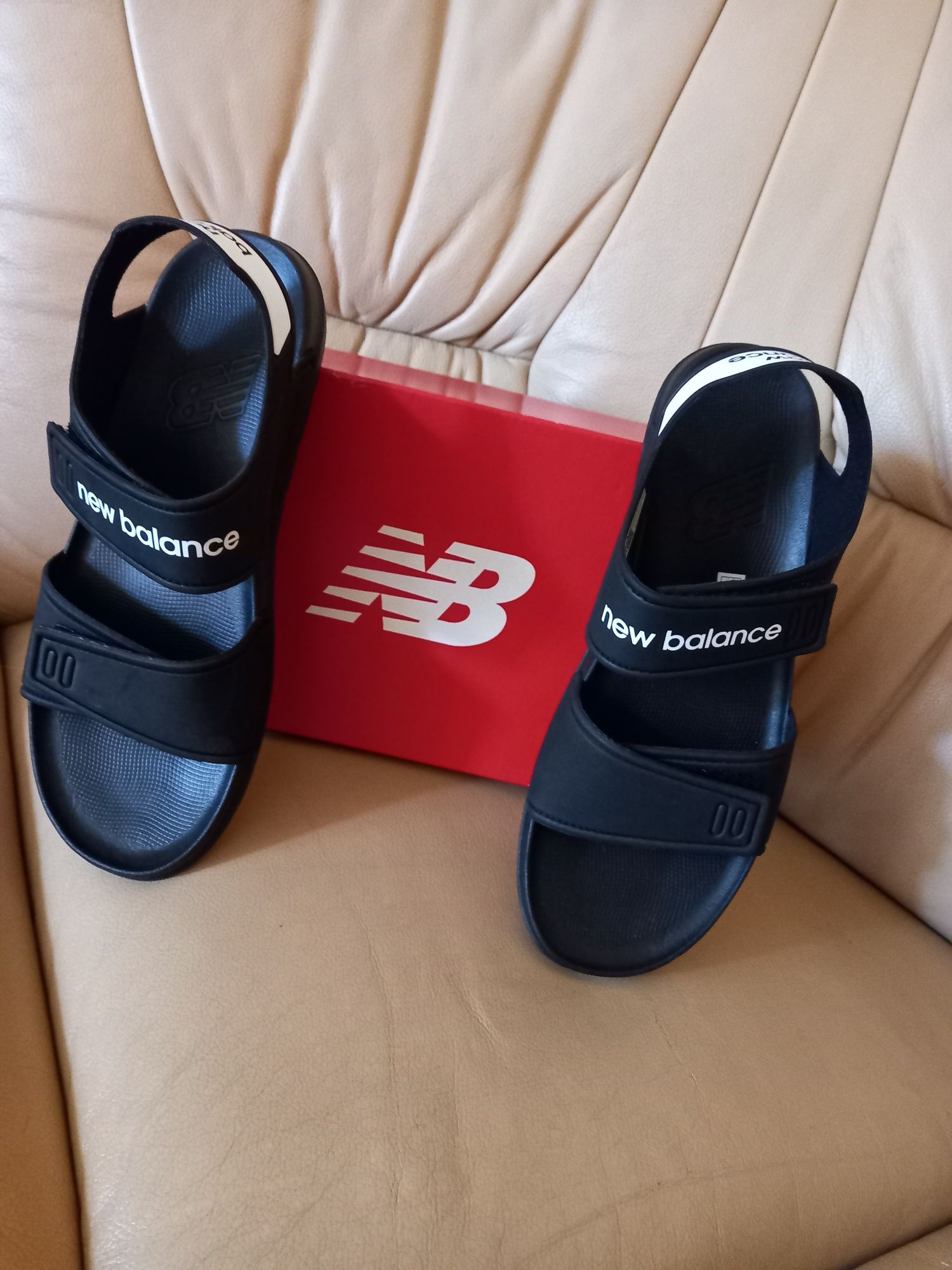 Orginalne Sandały Buty Sportowe r.40 New Balance Nowe