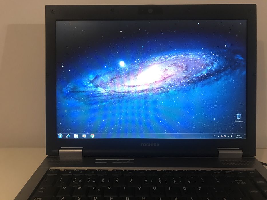 Computador portátil Toshiba Tecra M-10