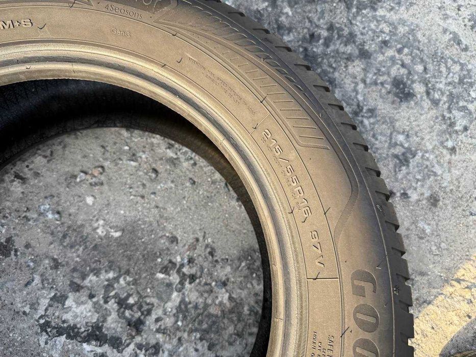 Шини зима 215/55/R16 GoodYear Vector 4Seasons 2021рік