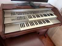 Orgao antigo Belton DK-250