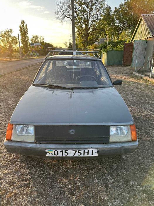 Автомобіль Таврія 1102