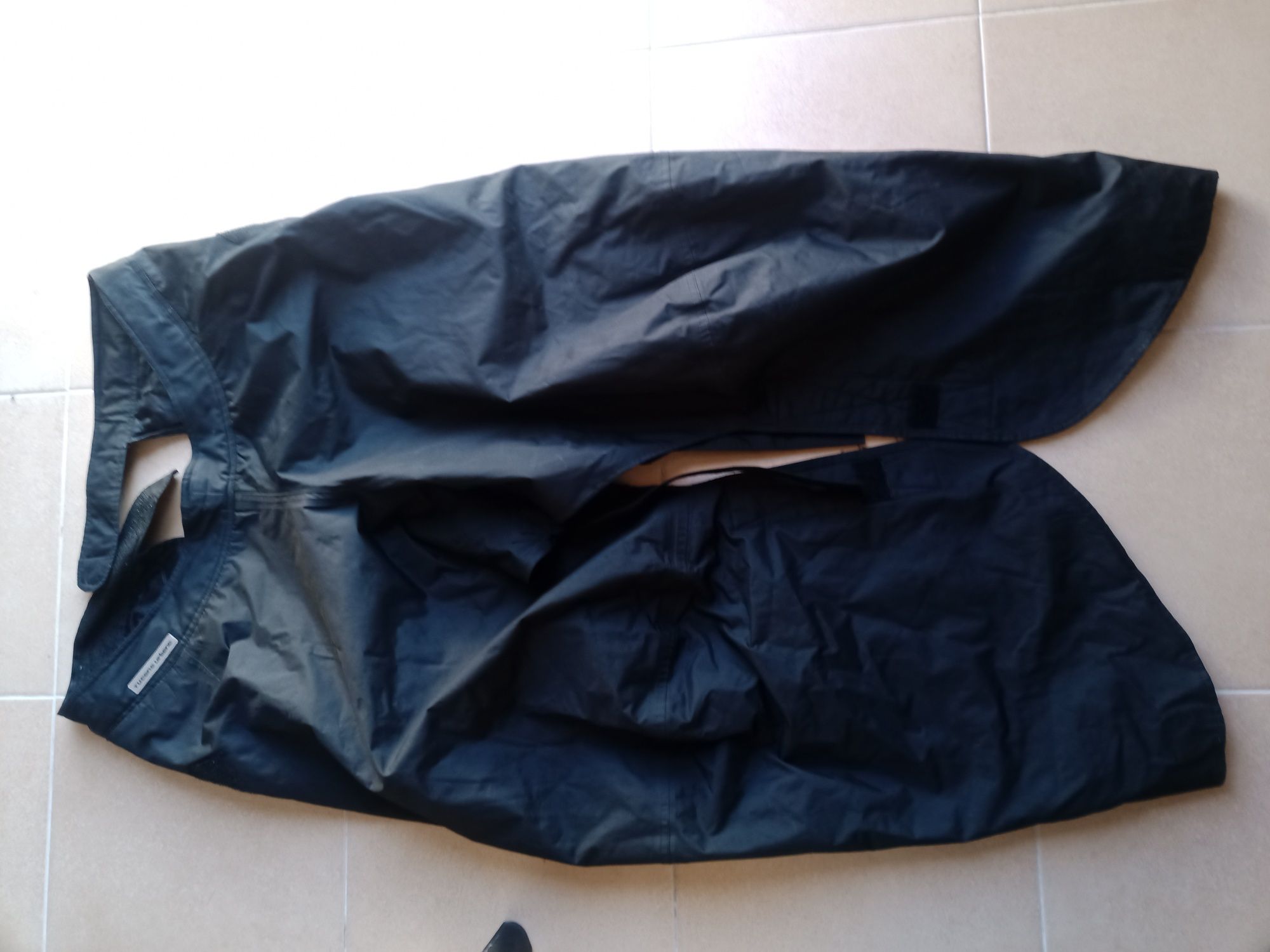 Vendo sobre calças impermeável para motociclista
