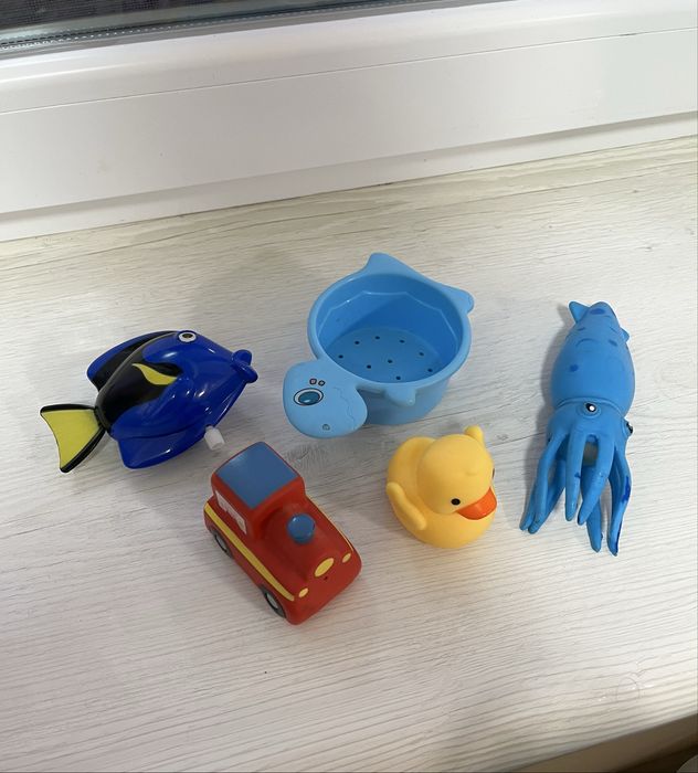 Іграшки для купання