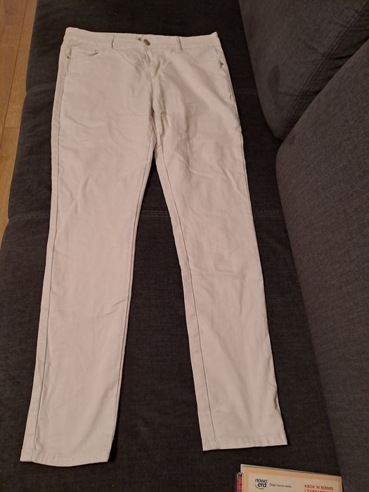 Białe spodnie r 46
