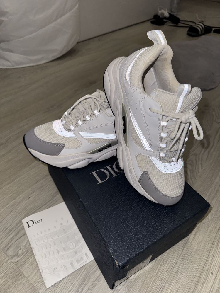Dior B22 com caixa