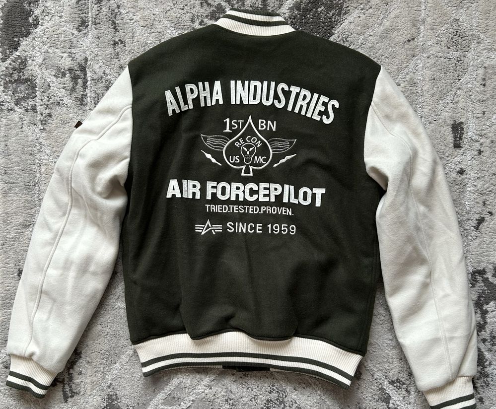 Kurtka Alpha Industries Varsity Air Force Jacket dark olive r.M