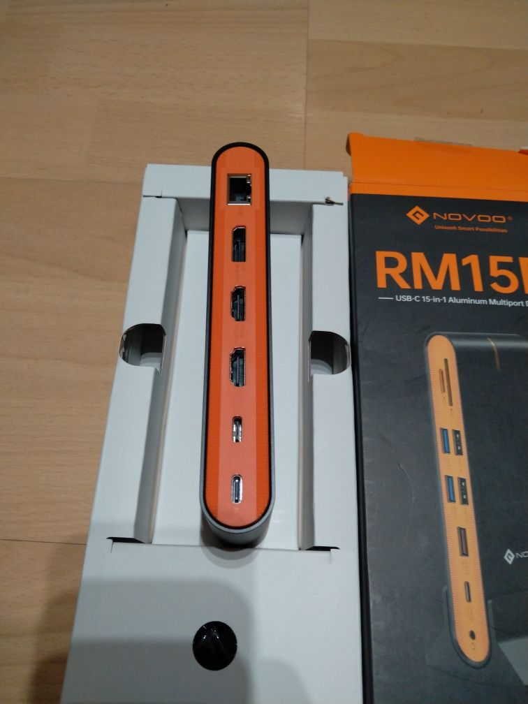 Stacja dokująca NOVOO 15 w 1 hub USB sd port