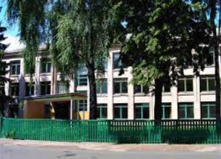 Продаю!ДОМ Вертиевка(ЦЕНТР).25сот.Вода в доме.ЖД Вокзал,Школа.Больница