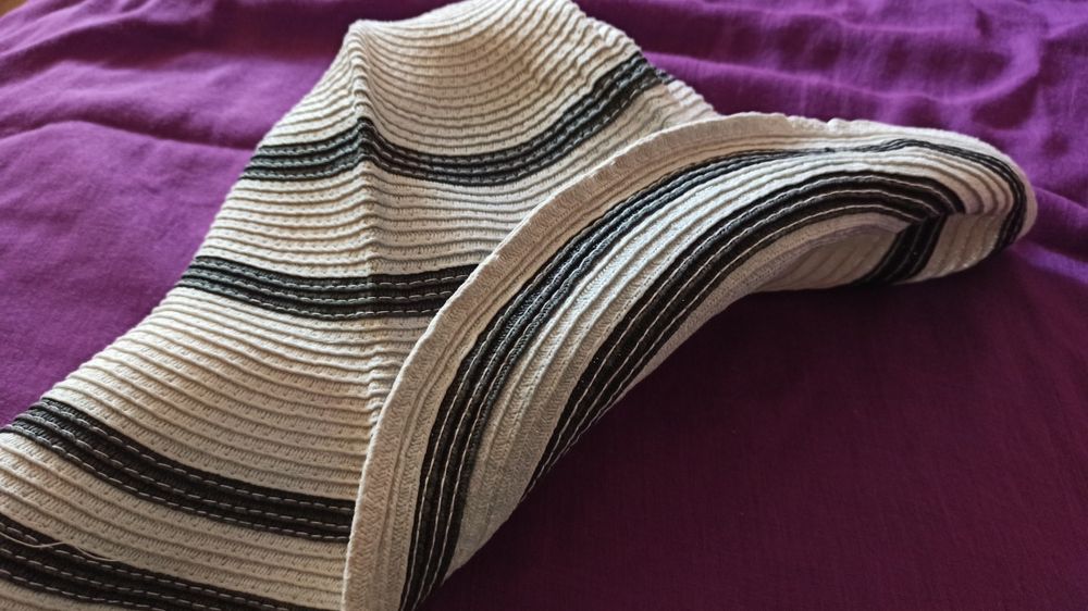 Kapelusz letni w pasy M z dużym rondem lato