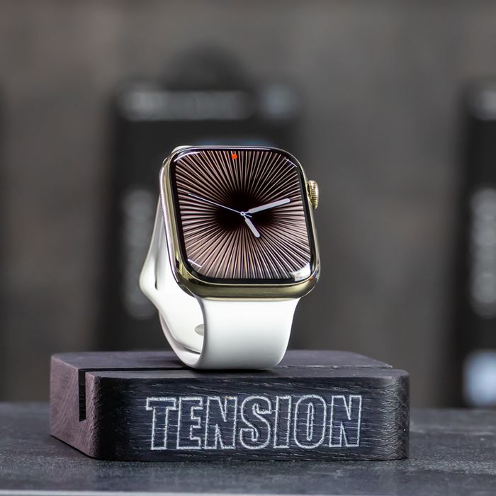 Apple Watch 7 45mm Steel Gold + 1 місяць гарантії від магазину.