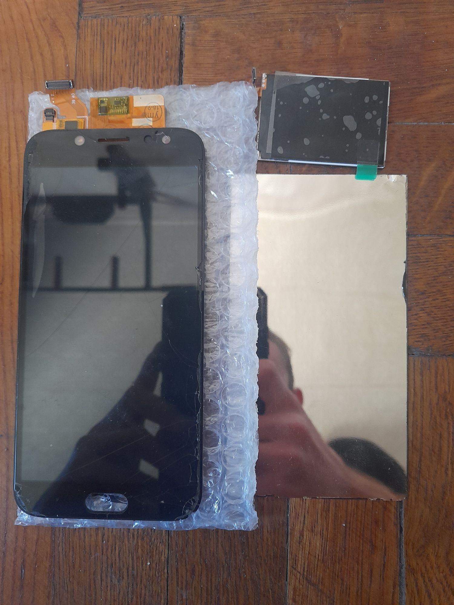 Samsung J7 2017 года на восстановление