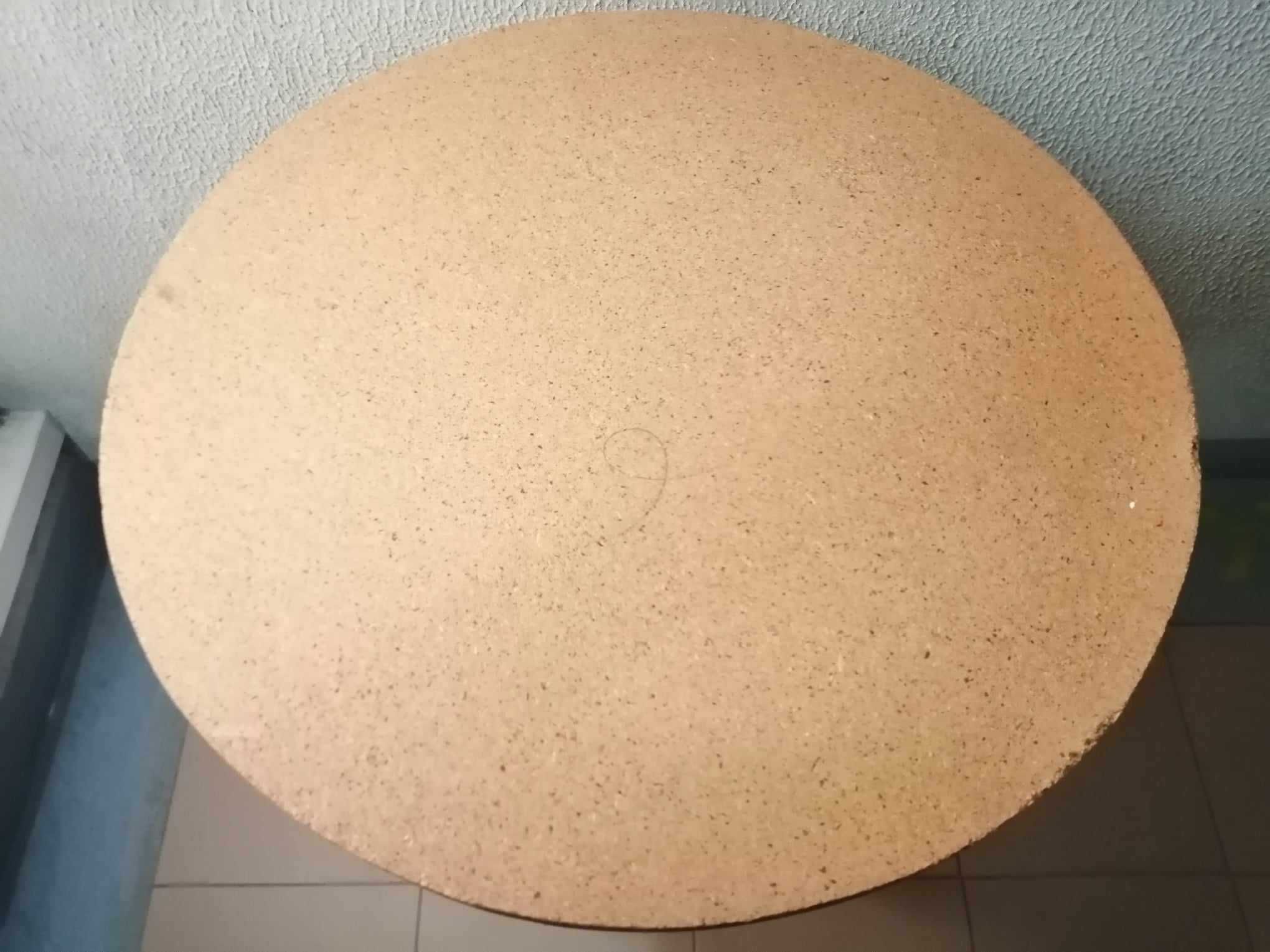 Toalhas e Mesa Apoio tipo Camilha