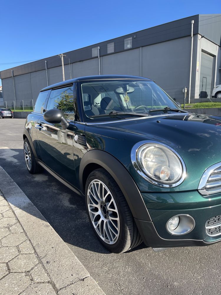 Mini cooper one d 1.6 2010