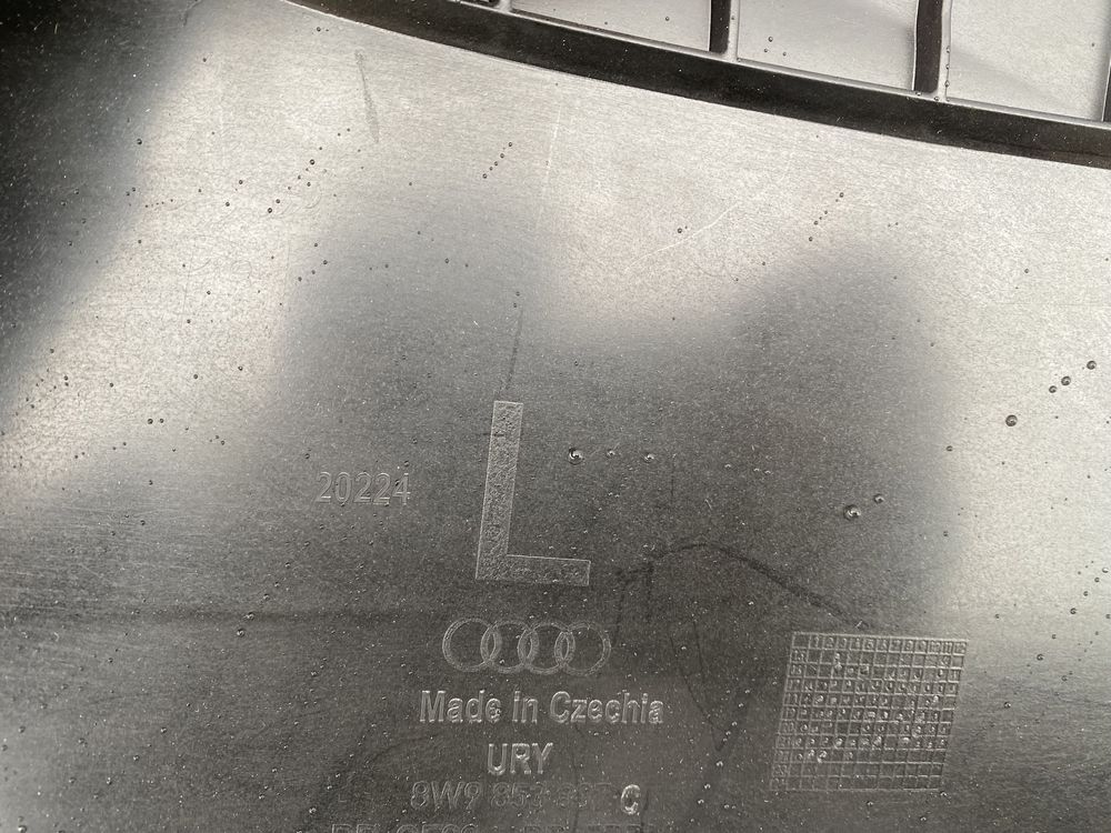 Локер підкрилка Audi A4 B9 трикутник підкрилки ауді а4 б9 запчастини