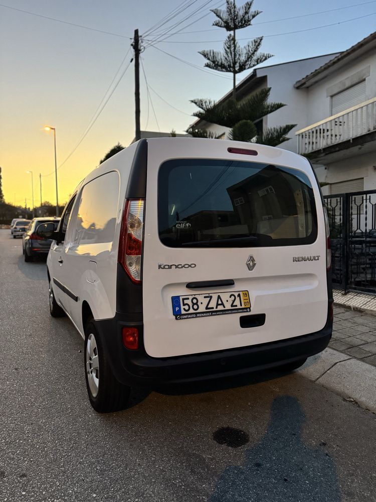 Carro Renault Kangoo