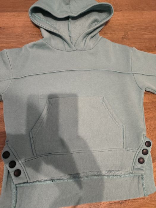 Спортивний костюм на дівчинку