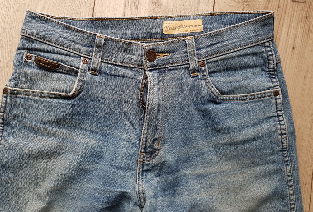 Sprzedam dżinsy Wrangler rozmiar W 31 L 32