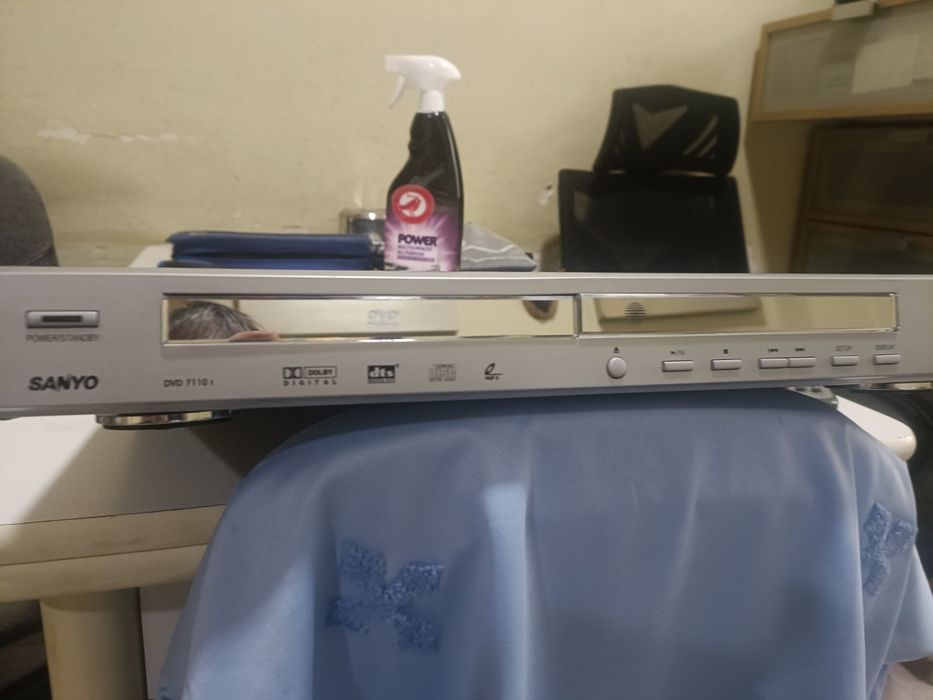 Lote de 3 leitores dvds 2 lg 1 sanyo