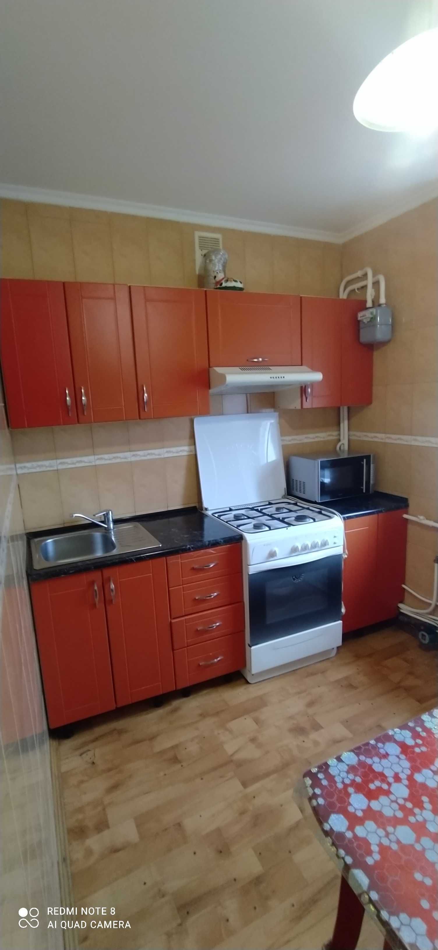 Продаж 2-х кімнатної квартири с.Нова Любомирка